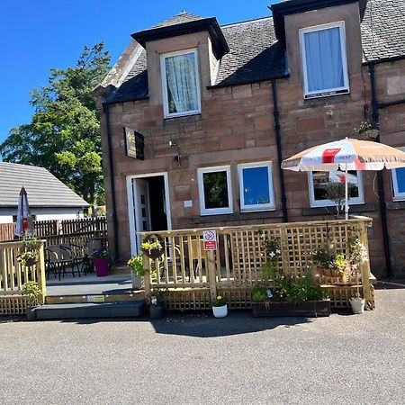 Ord Arms Hotel Muir of Ord Exterior foto